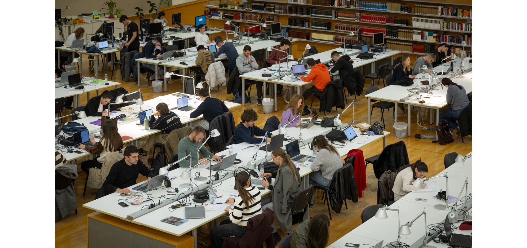 Grad Split će dodijeliti 163 studentske stipendije i 12 jednokratnih naknada studentima doktorskih studija